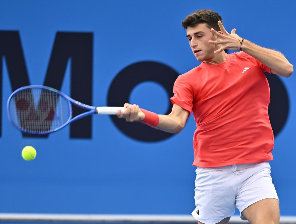 詹姆斯凭借 詹姆斯凭借