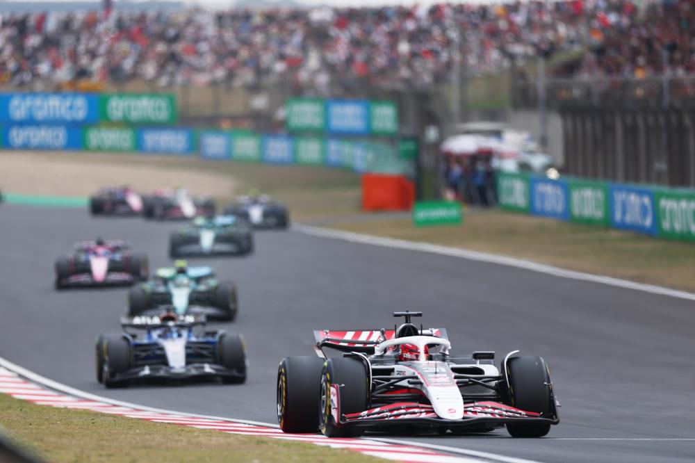 在赛前进行 在赛前进行